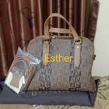 (Kategori: ) berada di . Dikirim oleh estherolshop (ID iklan 1329057514, Gambar 1). Deskripsi: .