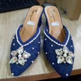 (Kategori: ) berada di . Dikirim oleh cutesyanddemure (ID iklan 1458949560, Gambar 1). Deskripsi: .