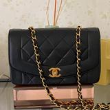 (Kategori: ) berada di . Dikirim oleh preciousbutik (ID iklan 1380017194, Gambar 1). Deskripsi: .