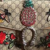 (Category: ) located in . Submitted by thrift_luxe1820 (Listing ID 1270666278, Image 1). Description: .
