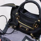 (Kategori: ) berada di . Dikirim oleh shopapipooo (ID iklan 1383367189, Gambar 1). Deskripsi: .