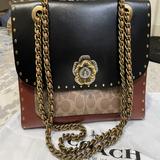 (Kategori: ) berada di . Dikirim oleh megyscloset (ID iklan 1382156763, Gambar 1). Deskripsi: .