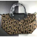 (Kategori: ) berada di . Dikirim oleh bb_shop03 (ID iklan 1372839848, Gambar 1). Deskripsi: .