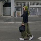 (Kategori: ) berada di . Dikirim oleh dianlaaras (ID iklan 1371042826, Gambar 1). Deskripsi: .