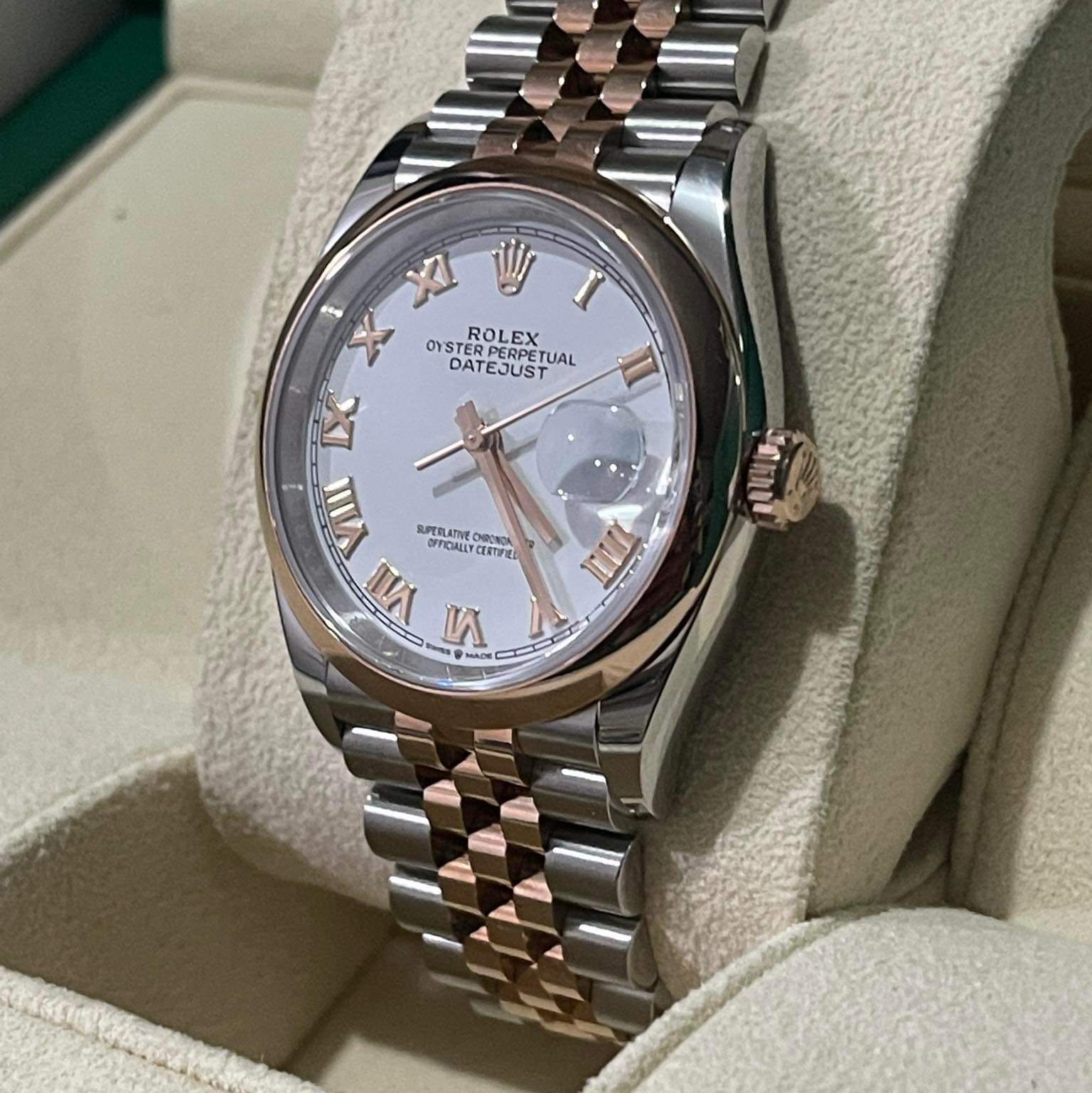 (Category: ) located in . Submitted by LuxPieces (Listing ID 1192749834, Image 1). Description: .