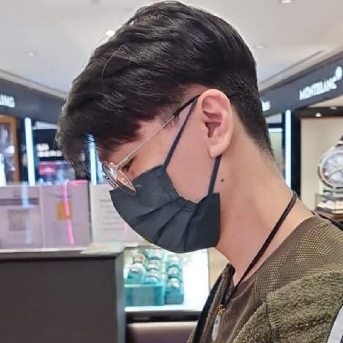 (Category: ) located in . Submitted by louis.lim41 (Listing ID 1450640873, Image 1). Description: .