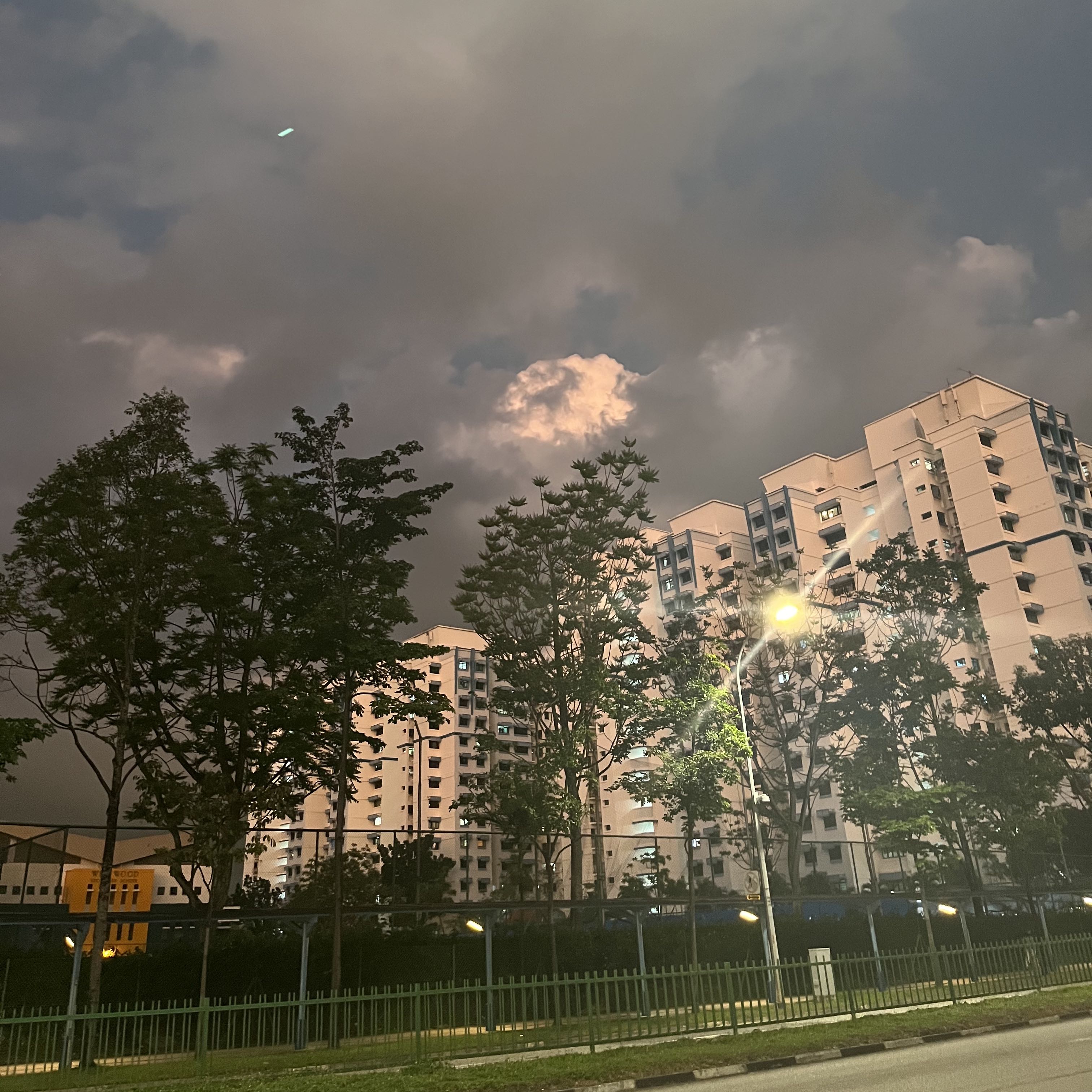 (Category: ) located in . Submitted by hiiibyeee (Listing ID 1381617050, Image 1). Description: .