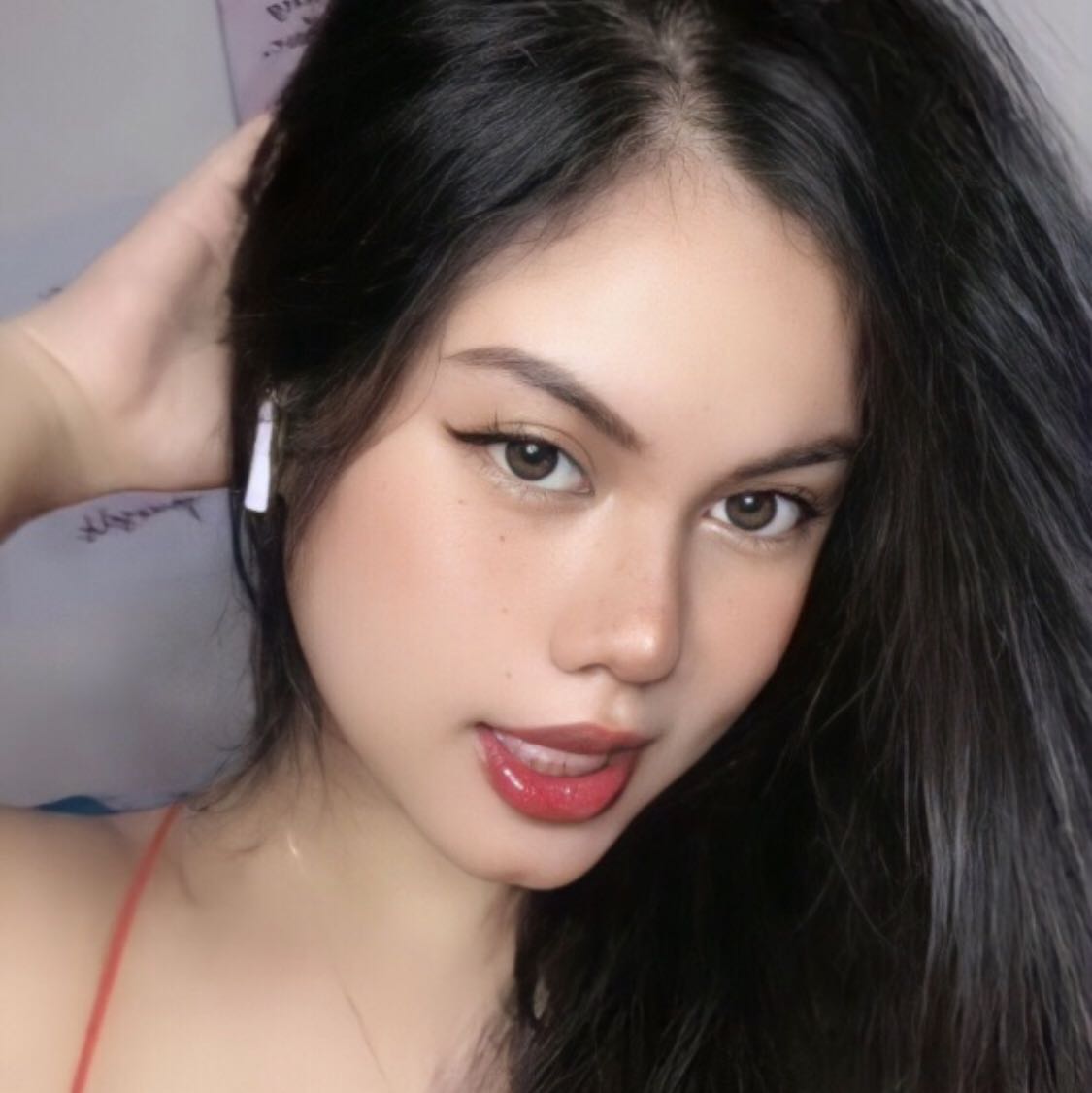 (Category: ) located in . Submitted by jasmineeex (Listing ID 1385880243, Image 1). Description: .