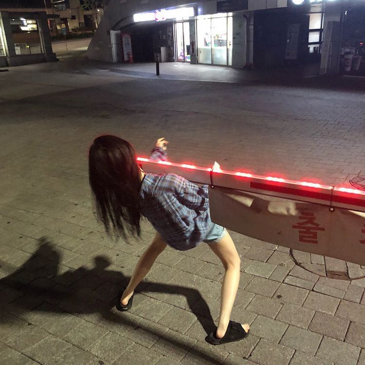 (Category: ) located in . Submitted by ohopheliaaa (Listing ID 1377784349, Image 1). Description: .