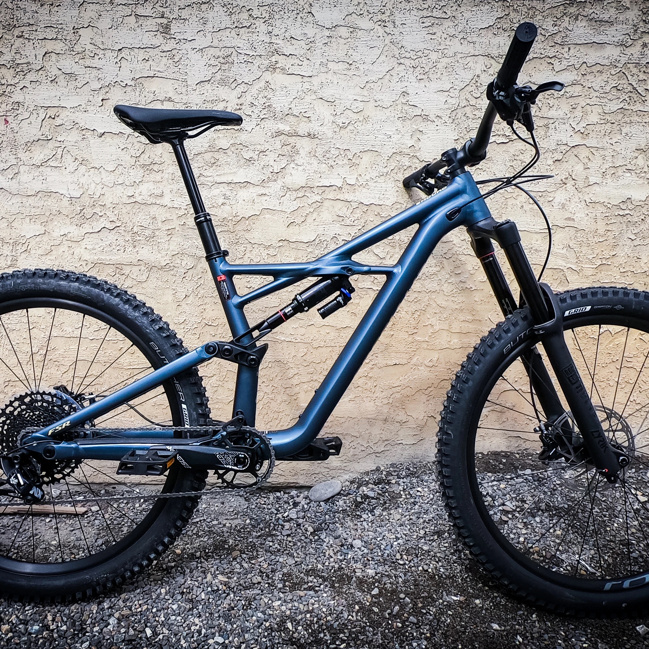 Specialized enduro 2024 2019 review