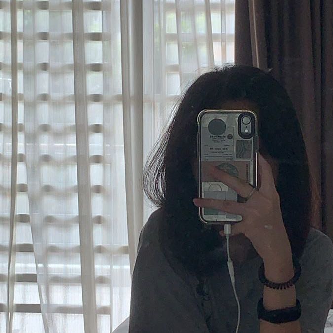 Pin on mirror selfie
