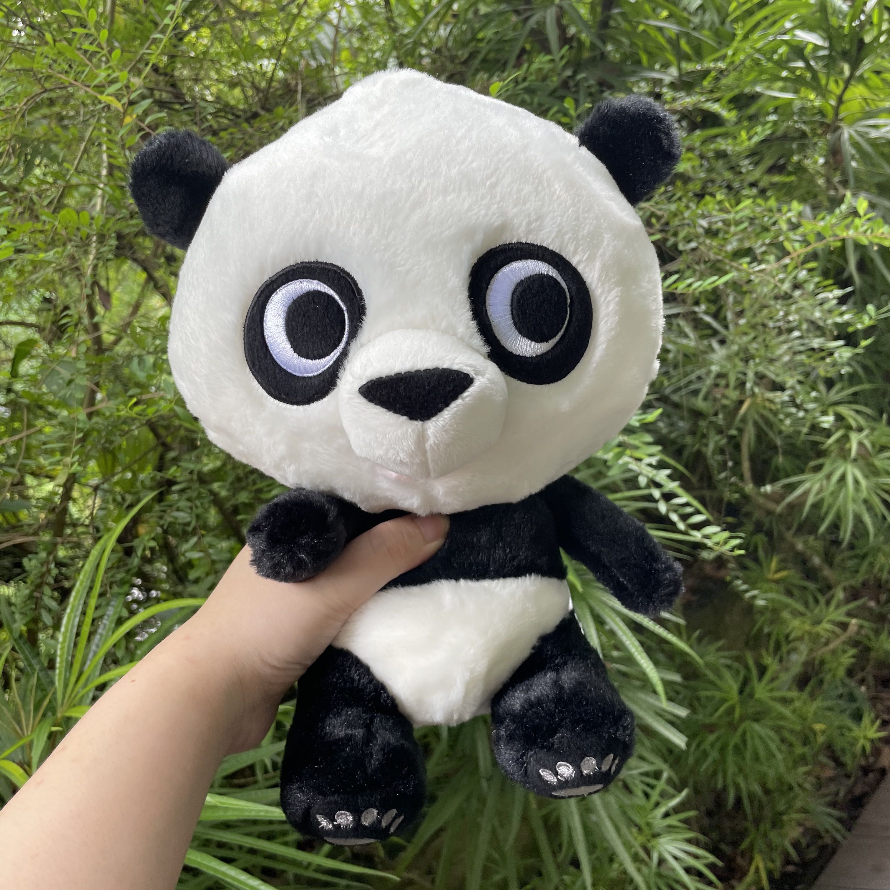 (Category: ) located in . Submitted by cosy95 (Listing ID 1379809483, Image 1). Description: .