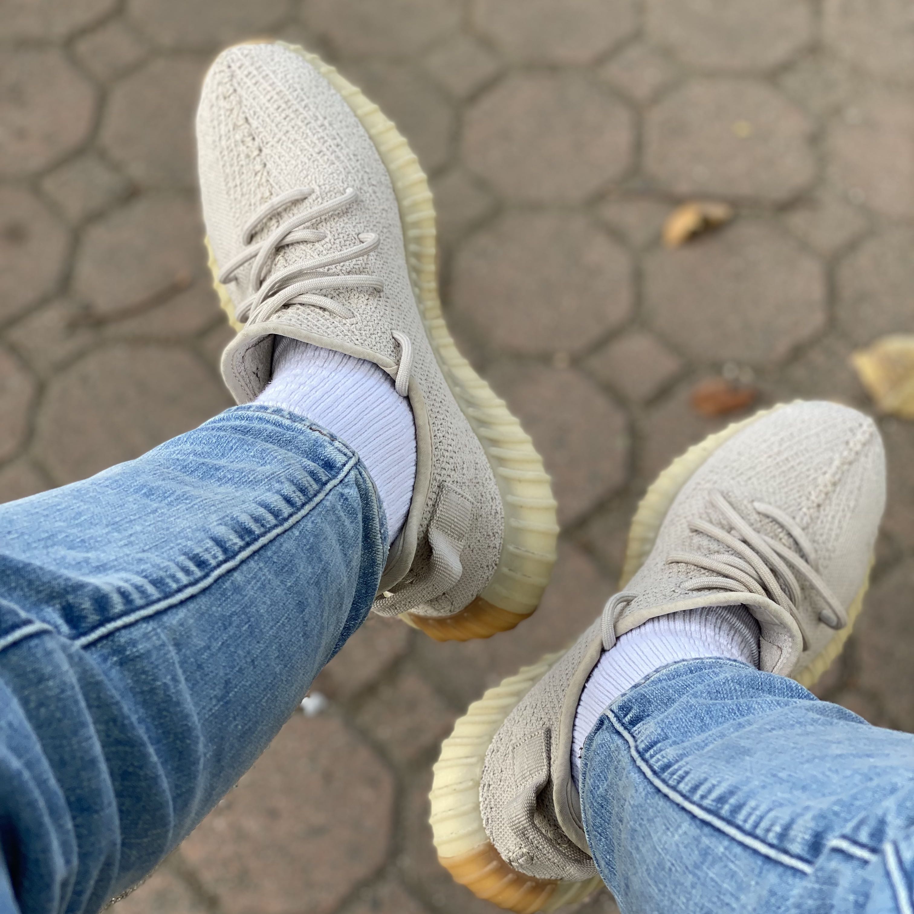 Yeezy best sale sesame fit