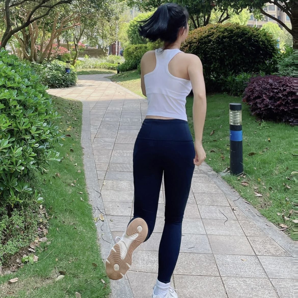(Category: ) located in . Submitted by LululemonTea (Listing ID 1381374278, Image 1). Description: .