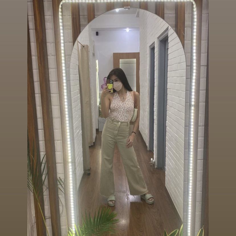 (Category: ) located in . Submitted by luxxeclubph_adi (Listing ID 1324990176, Image 1). Description: .