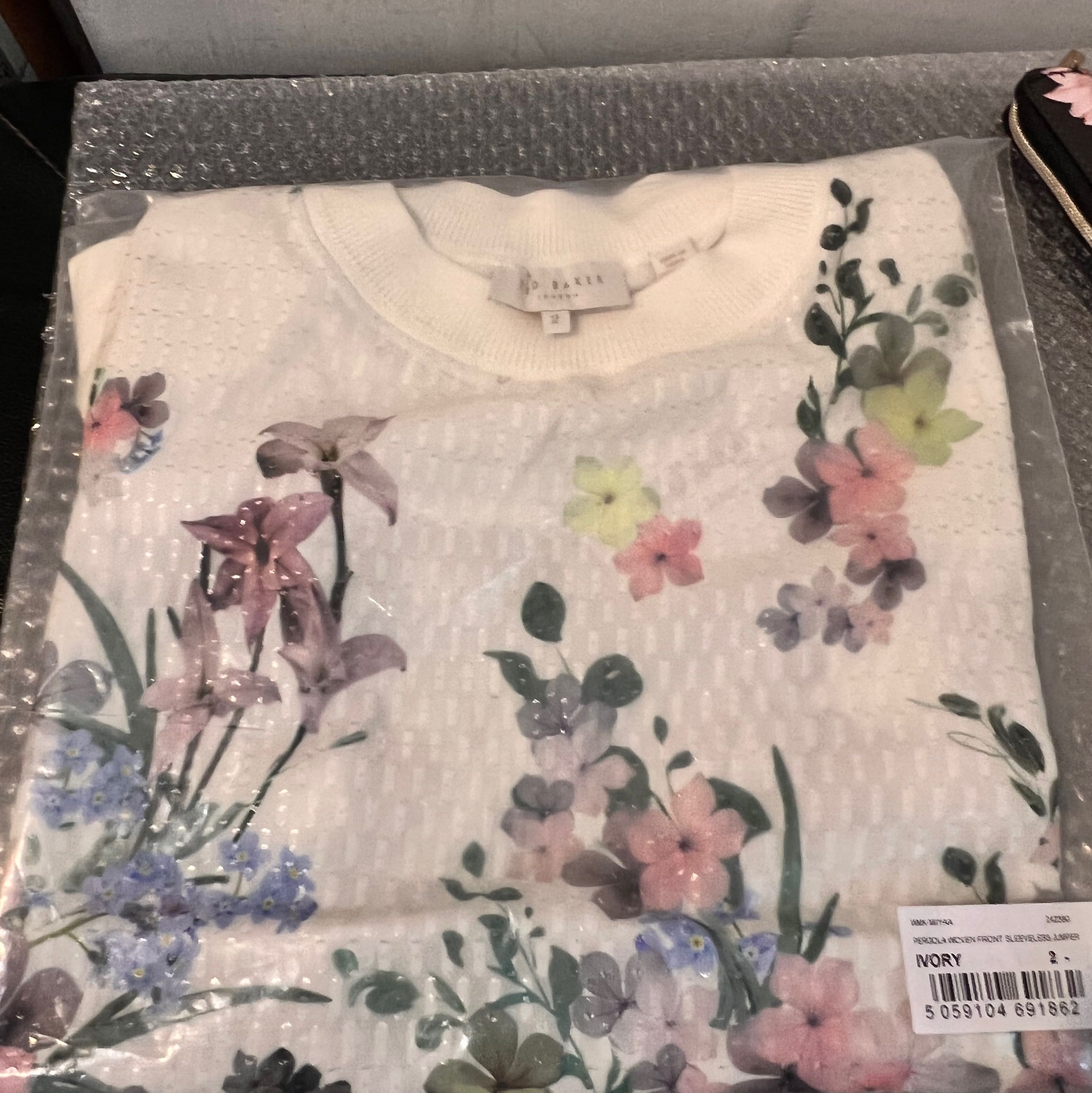 (分類:)位於 。 由 yukitk 提交(商品編號 1467209863,圖片 1)。簡介: 。