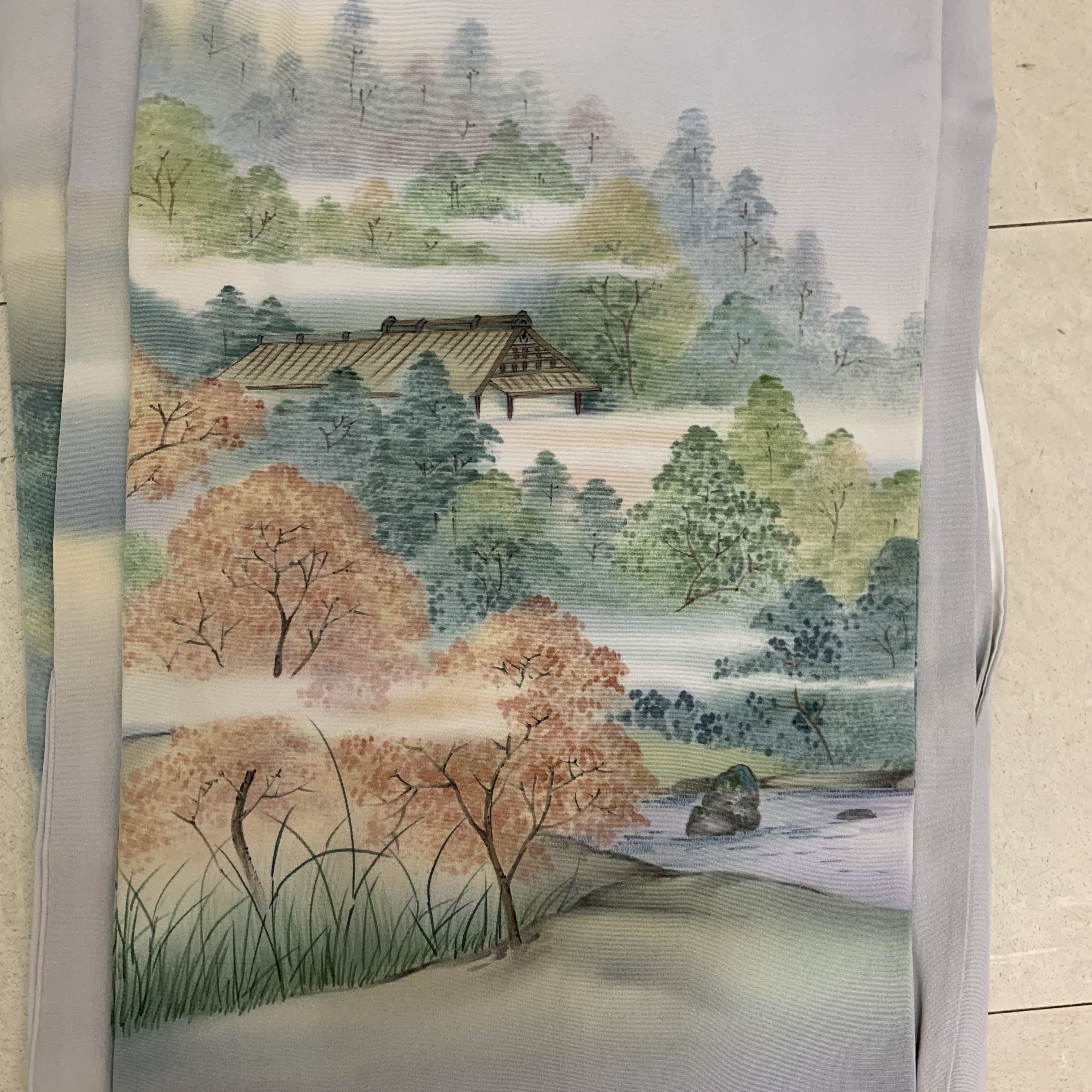 （分類：）位於 。 由 miester 提交（商品編號 1382605365，圖片 1）。簡介： 。