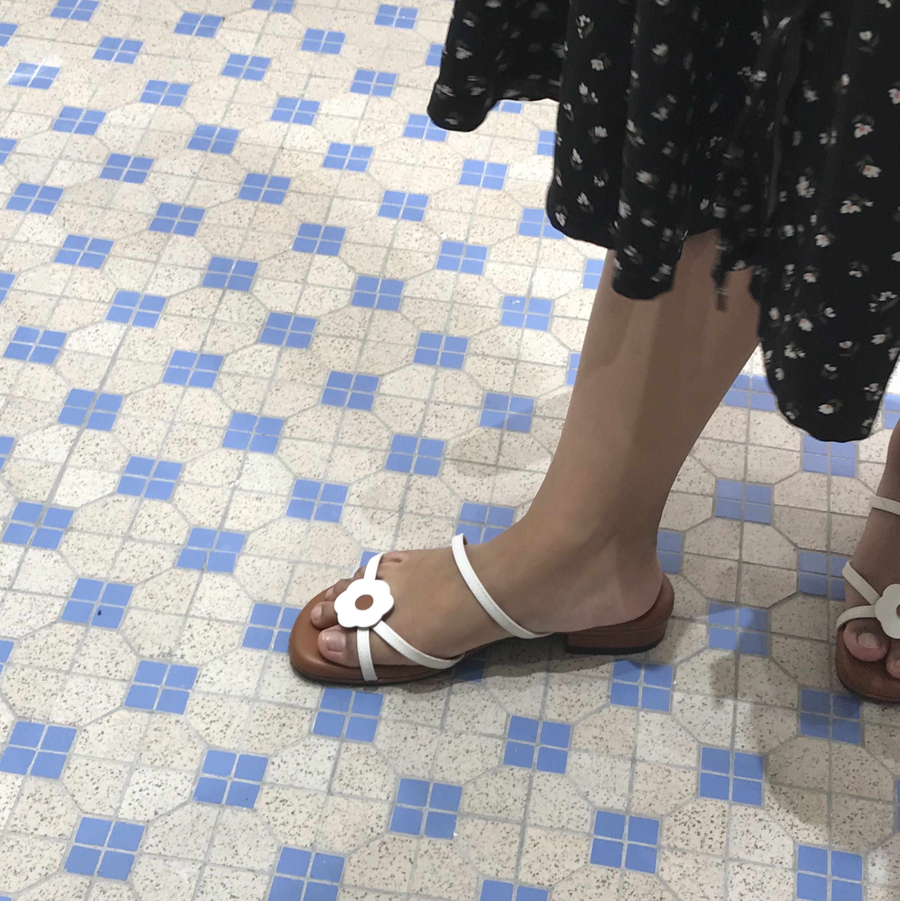 (Category: ) located in . Submitted by holafie (Listing ID 1385507045, Image 1). Description: .