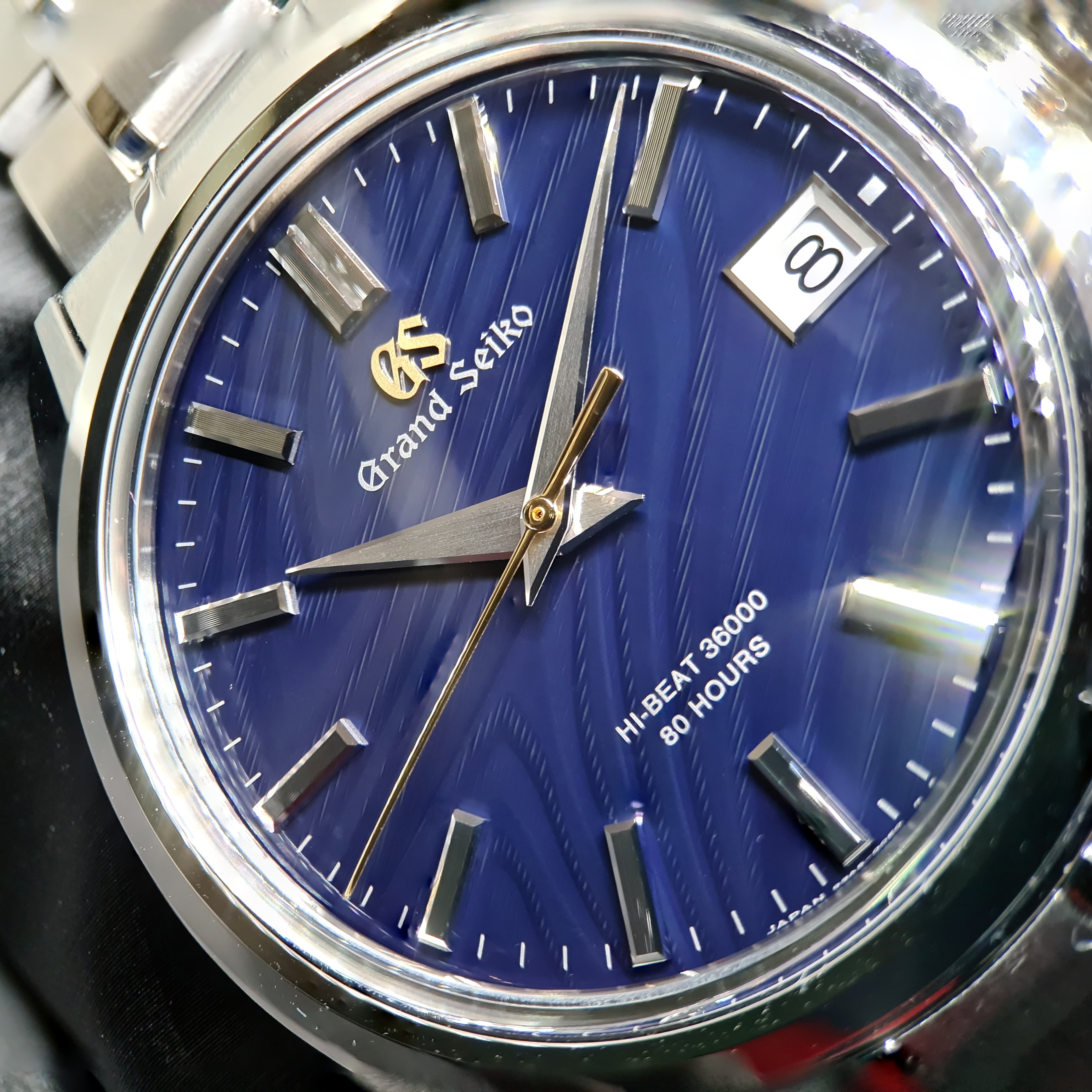 (Category: ) located in . Submitted by no.morewatches (Listing ID 1372047227, Image 1). Description: .