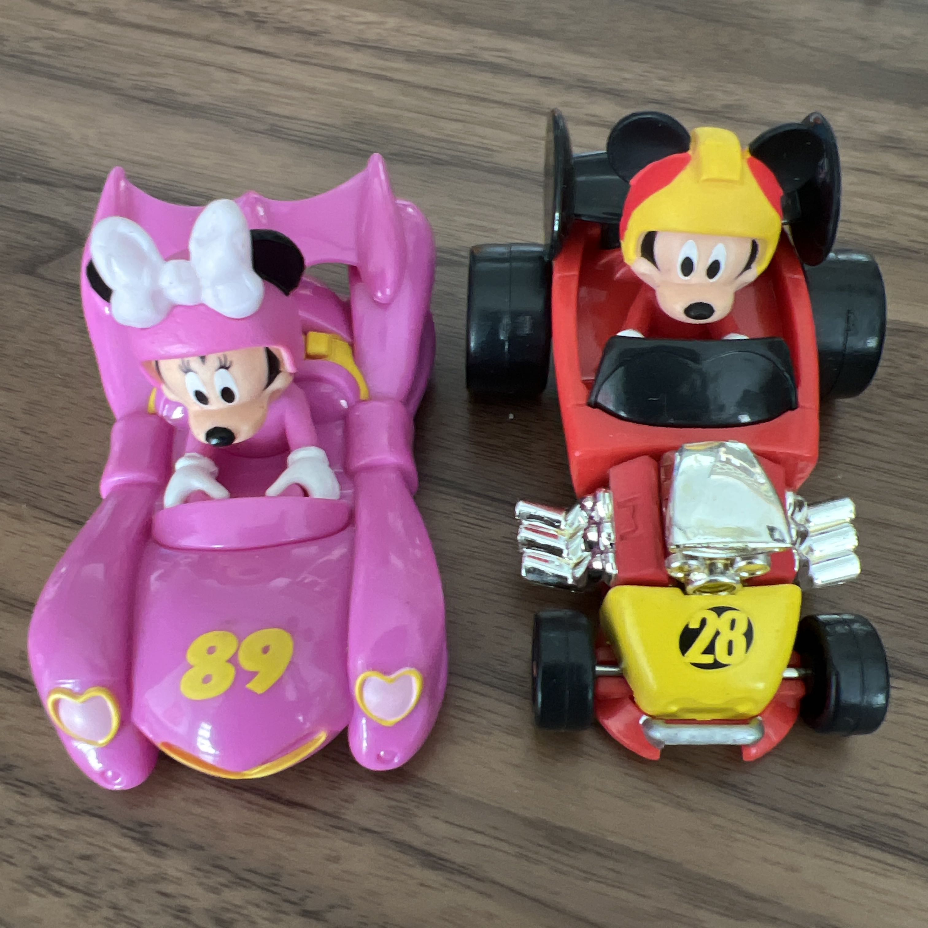 (Category: ) located in . Submitted by girl_c (Listing ID 1372956404, Image 1). Description: .