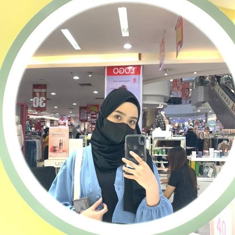 (Kategori: ) berada di . Dikirim oleh vennividyaa (ID iklan 1334321862, Gambar 1). Deskripsi: .