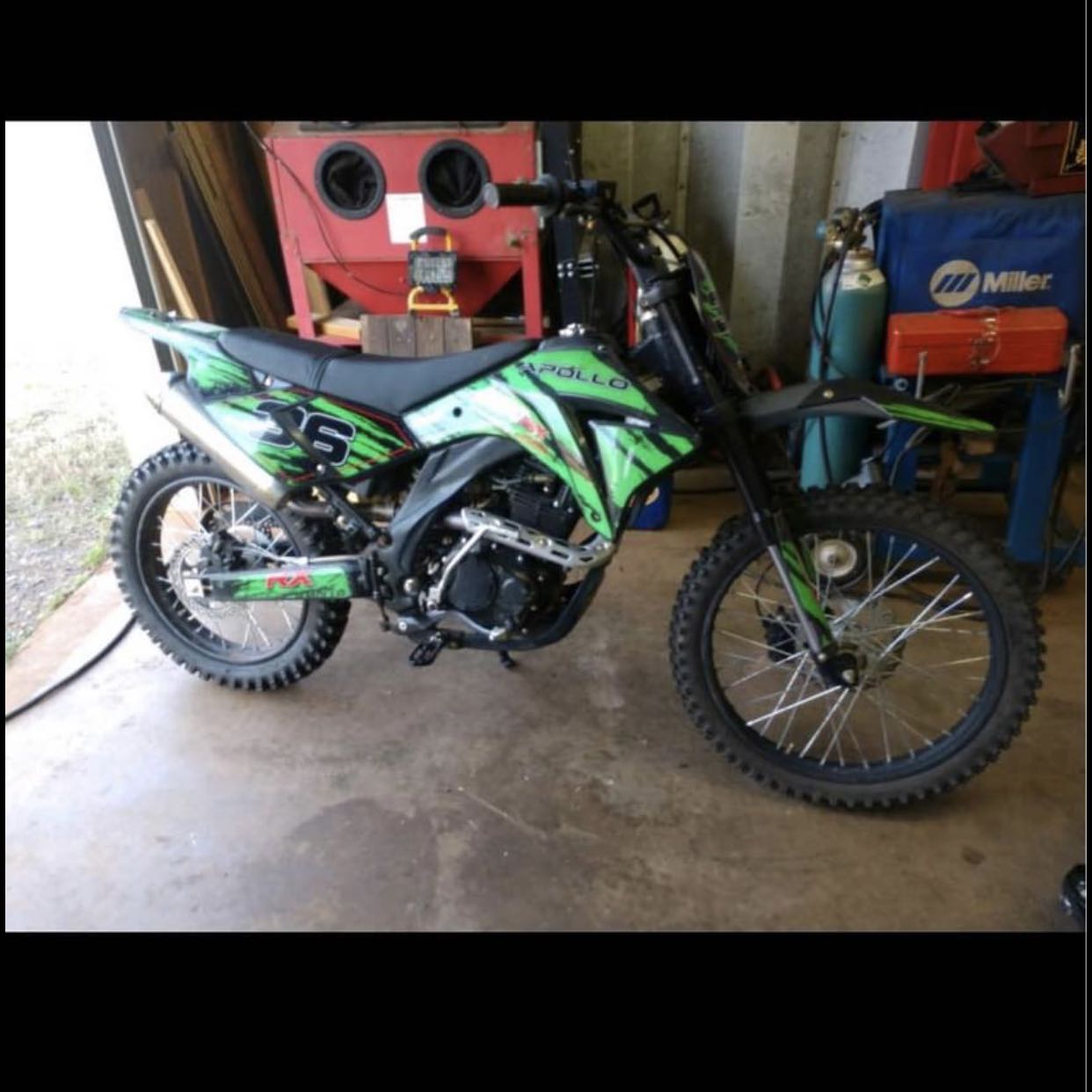 (Category: ) located in . Submitted by bobby_d25 (Listing ID 1173665105, Image 1). Description: .