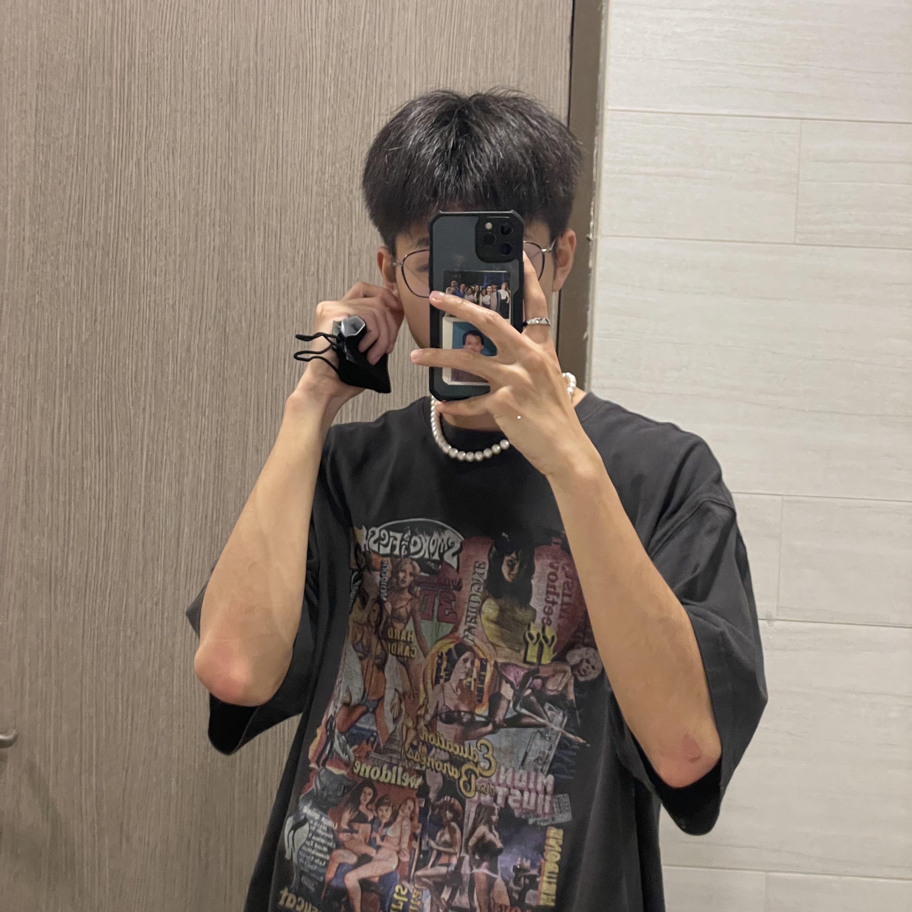 (Category: ) located in . Submitted by XiaoXin_ (Listing ID 1467869093, Image 1). Description: .