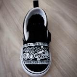 (Category: ) located in . Submitted by artsnshoes_sg (Listing ID 1362727163, Image 1). Description: .
