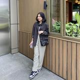 (Kategori: ) berada di . Dikirim oleh by.sarahadryan (ID iklan 1356778414, Gambar 1). Deskripsi: .