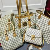 (Category: ) located in . Submitted by amyasmyza (Listing ID 1328893438, Image 1). Description: .