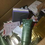 (Kategori: ) berada di . Dikirim oleh skincare_05thrifting (ID iklan 1356131591, Gambar 1). Deskripsi: .