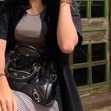 (Kategori: ) berada di . Dikirim oleh liya.spreloved (ID iklan 1352392285, Gambar 1). Deskripsi: .