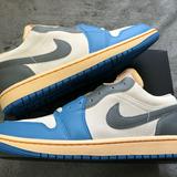 (Category: ) located in . Submitted by sneakerlocker.kl (Listing ID 1431713041, Image 1). Description: .