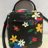 (Kategori: ) berada di . Dikirim oleh she_qasplstuff (ID iklan 1383146950, Gambar 1). Deskripsi: .