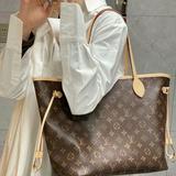 (Kategori: ) berada di . Dikirim oleh prelovedgood_things (ID iklan 1341737732, Gambar 1). Deskripsi: .