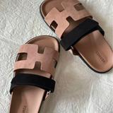 (Category: ) located in . Submitted by soleilshopee (Listing ID 1168050671, Image 1). Description: .