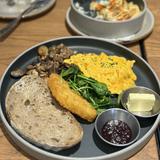 (Category: ) located in . Submitted by ilovefood95 (Listing ID 1358575573, Image 1). Description: .