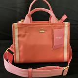 (Kategori: ) berada di . Dikirim oleh aurora_stuff (ID iklan 1291980736, Gambar 1). Deskripsi: .