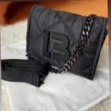(Kategori: ) berada di . Dikirim oleh nafil_olshop (ID iklan 1331599491, Gambar 1). Deskripsi: .