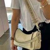 (Kategori: ) berada di . Dikirim oleh boutiquebag (ID iklan 1338260495, Gambar 1). Deskripsi: .