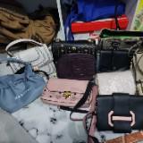 (Kategori: ) berada di . Dikirim oleh queenshopperwear (ID iklan 1334846900, Gambar 1). Deskripsi: .