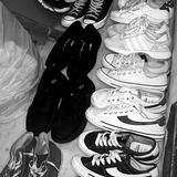 (Kategori: ) berada di . Dikirim oleh sepatulokal.store (ID iklan 1383920769, Gambar 1). Deskripsi: .