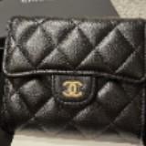 (Category: ) located in . Submitted by chanelife (Listing ID 1072697589, Image 1). Description: .