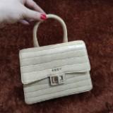 (Kategori: ) berada di . Dikirim oleh bag_box (ID iklan 1329506827, Gambar 1). Deskripsi: .