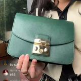 (Kategori: ) berada di . Dikirim oleh shinebag (ID iklan 1318552463, Gambar 1). Deskripsi: .