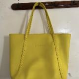 (Kategori: ) berada di . Dikirim oleh diste_boutique (ID iklan 1362703218, Gambar 1). Deskripsi: .