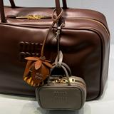 (Kategori: ) berada di . Dikirim oleh mileeeeee (ID iklan 1325565682, Gambar 1). Deskripsi: .