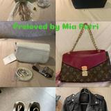 (Kategori: ) berada di . Dikirim oleh miaputri_tiara (ID iklan 1323554245, Gambar 1). Deskripsi: .