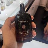 (Kategori: ) berada di . Dikirim oleh preloved_bykhai (ID iklan 1369930450, Gambar 1). Deskripsi: .
