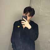 (分類:)位於 。 由 chl.__.loe 提交(商品編號 1412795086,圖片 1)。簡介: 。